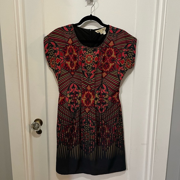 Yumi Beaded Collar Patterned Dress – Size 6/8 (UK 12) - Picture 3 of 4